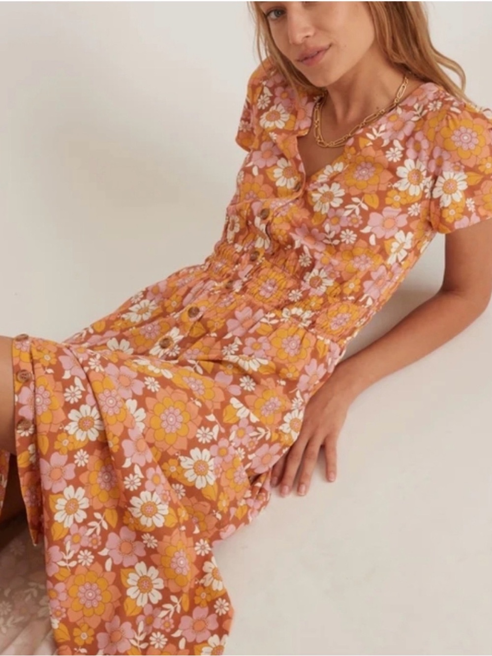Marine Layer Annika Smocked Floral Midi Dress Amber Brown Medium - Picture 4 of 16